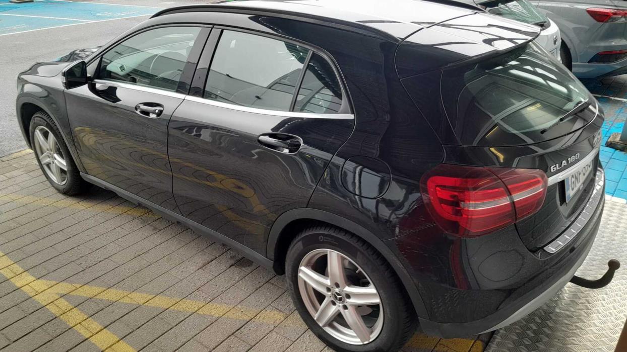 MERCEDES-BENZ GLA 2018