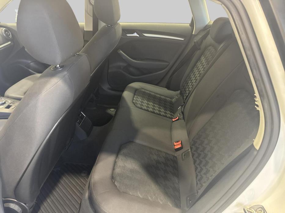 AUDI A3 2016
