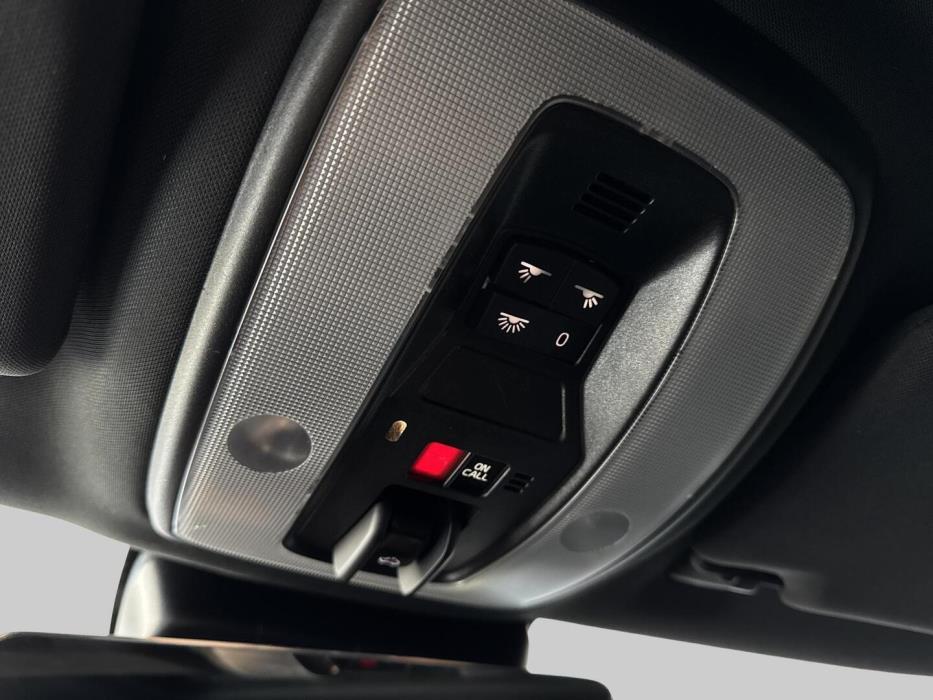VOLVO V60 2015