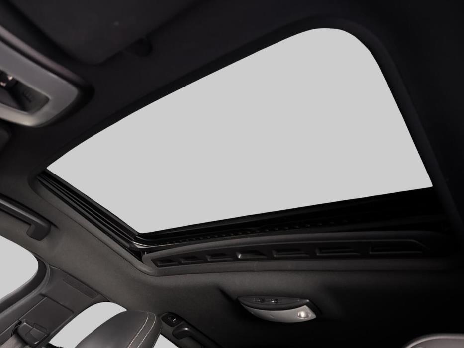 VOLVO V60 2015