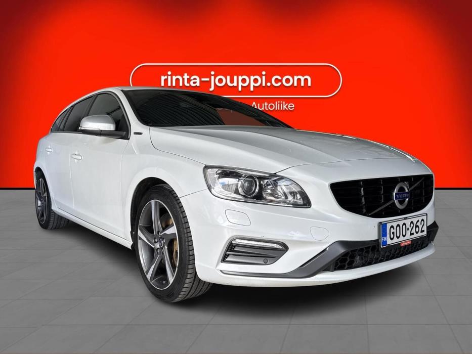 VOLVO V60 2015