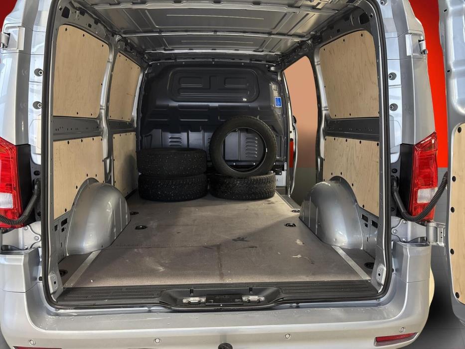 MERCEDES-BENZ Vito 2024