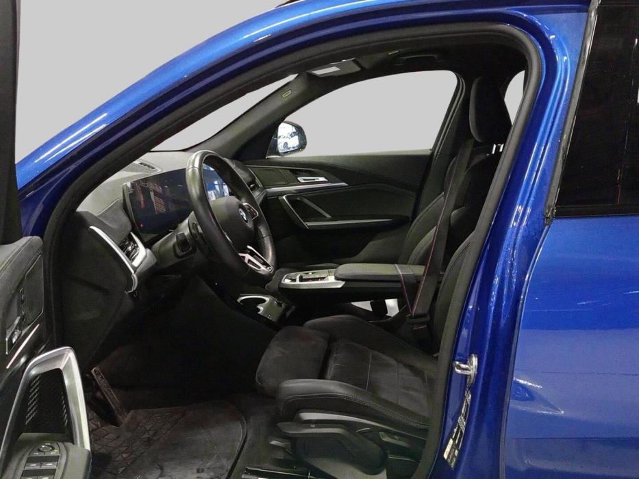 BMW IX2 2024