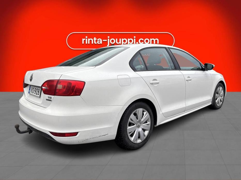 VOLKSWAGEN Jetta 2012