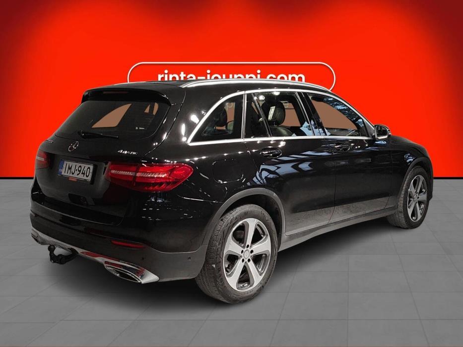 MERCEDES-BENZ GLC 2015