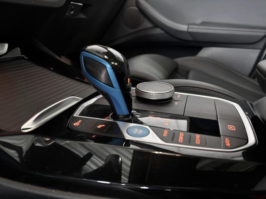 BMW IX3 2022