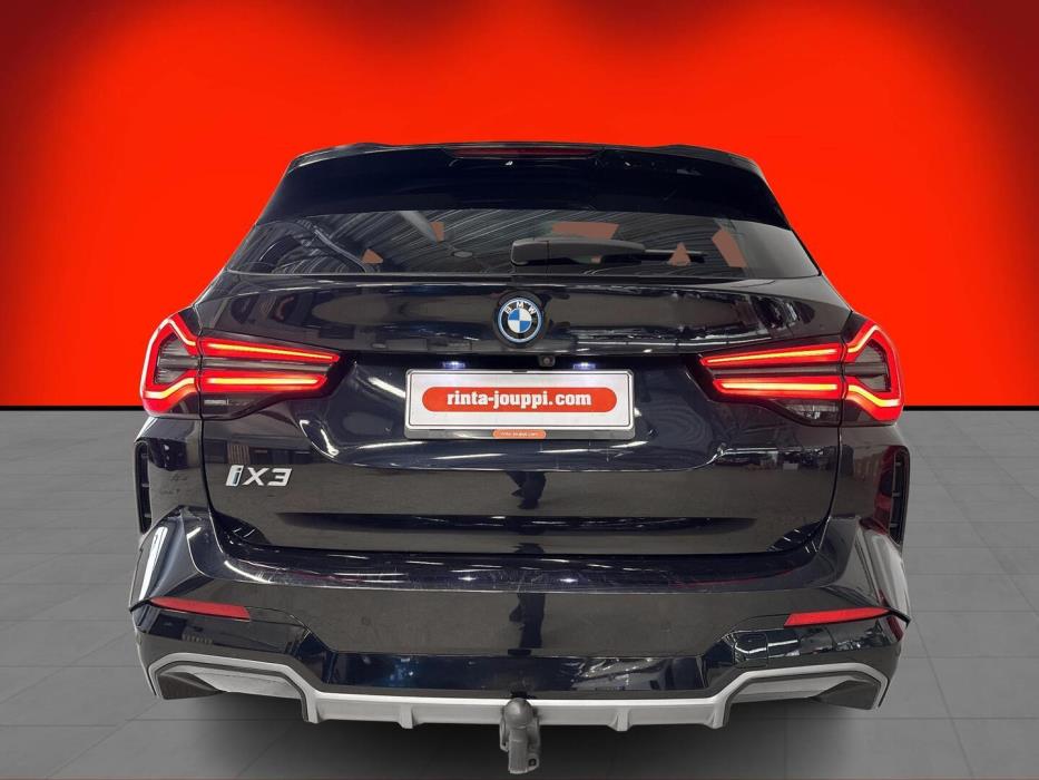 BMW IX3 2022