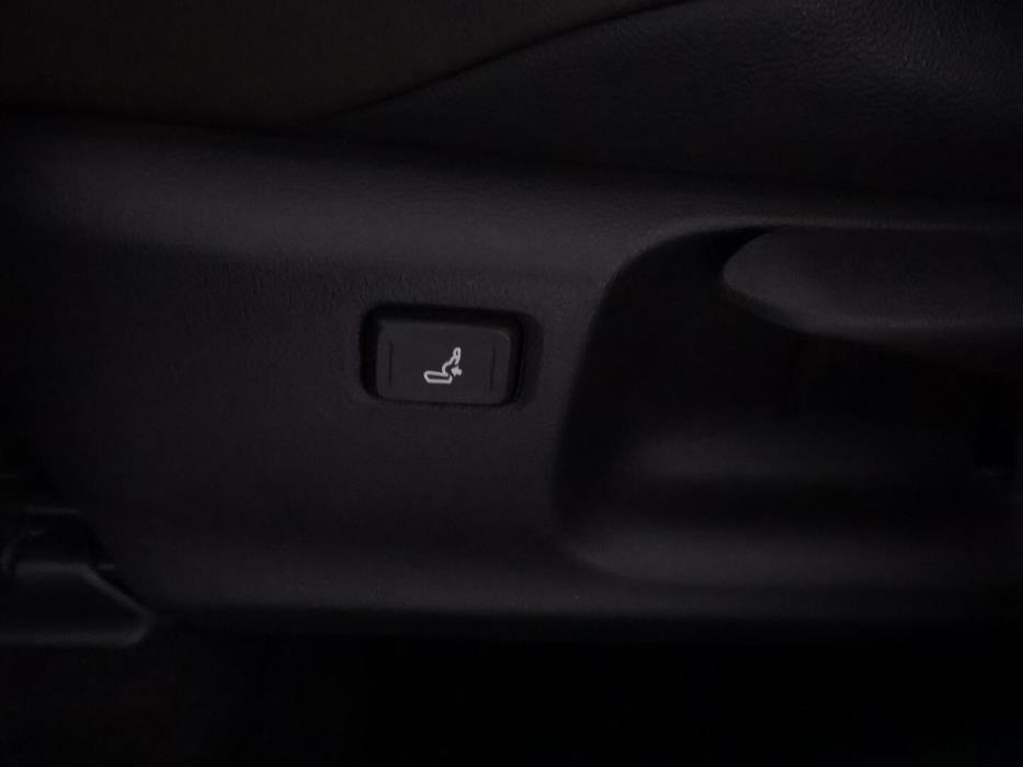 TOYOTA C-HR 2019