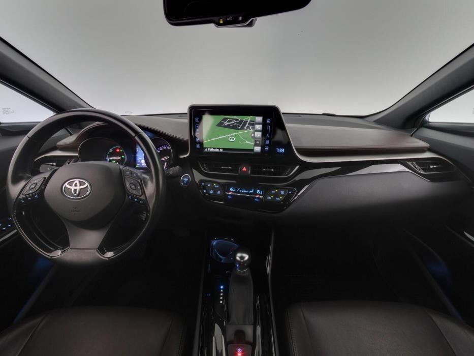 TOYOTA C-HR 2019