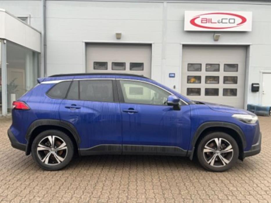 TOYOTA COROLLA CROSS 2023