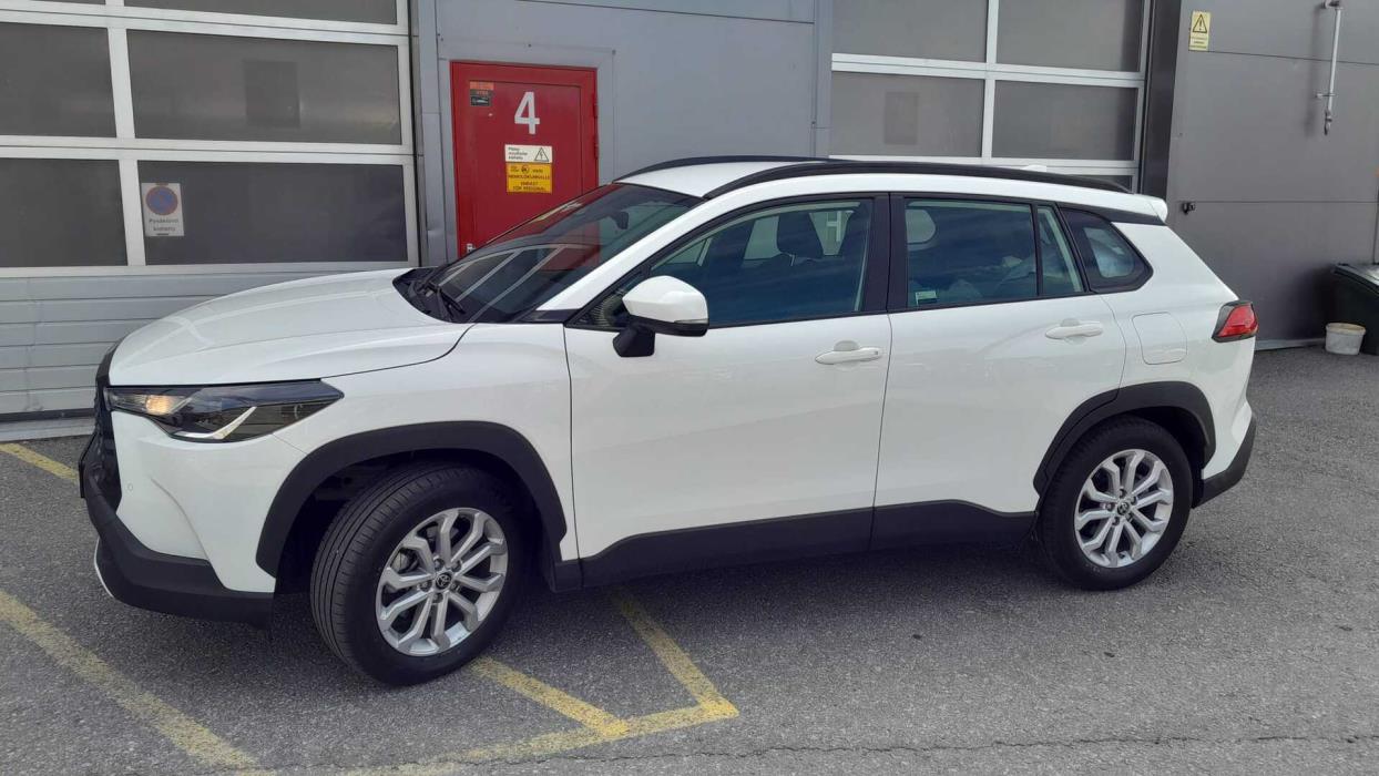 TOYOTA COROLLA CROSS 2025