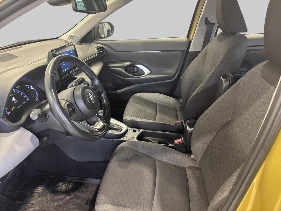 TOYOTA Yaris Cross 2022