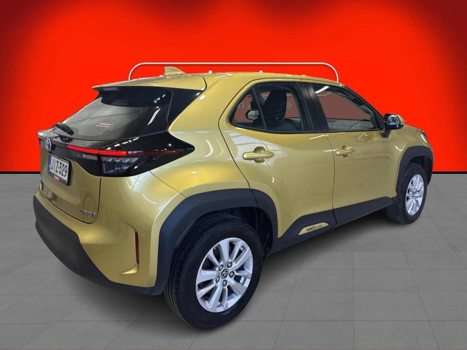 TOYOTA Yaris Cross 2022