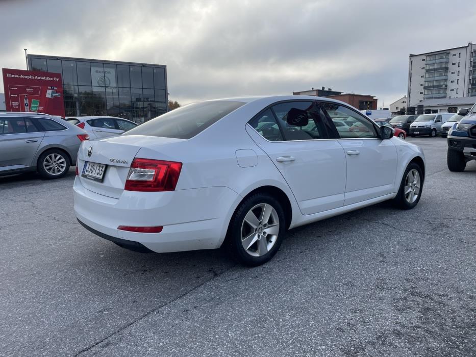 SKODA Octavia 2015