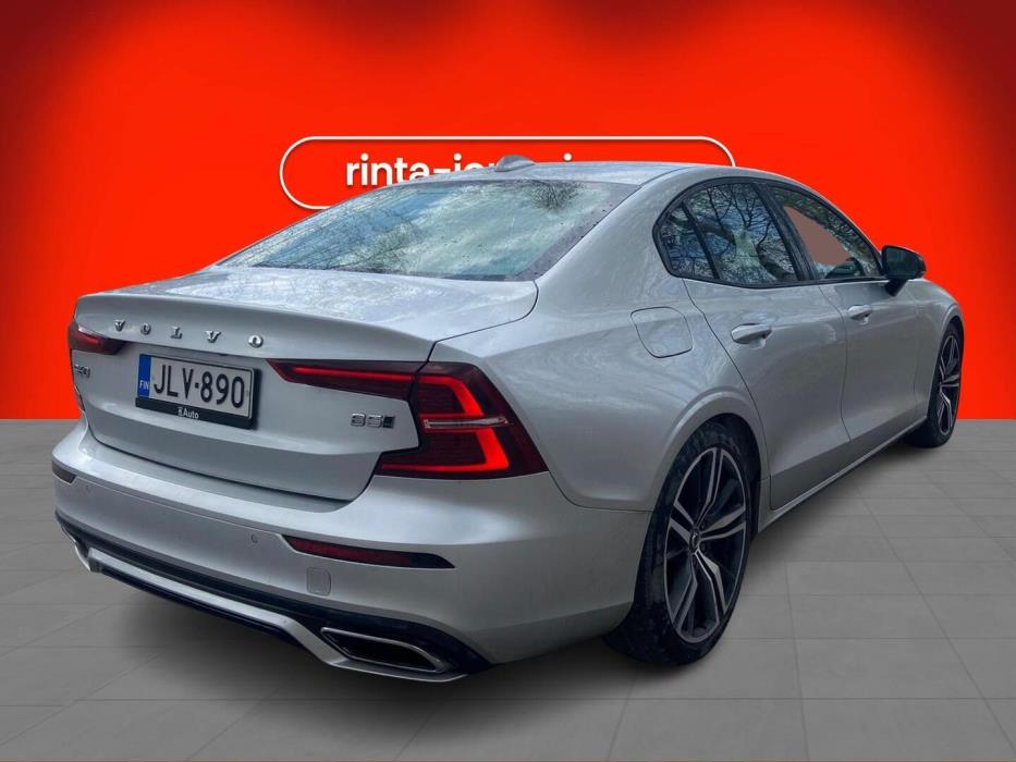 VOLVO S60 2021