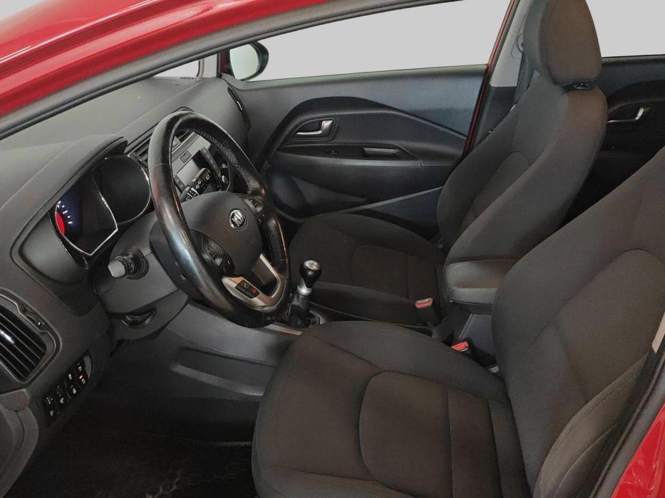 KIA RIO 2016