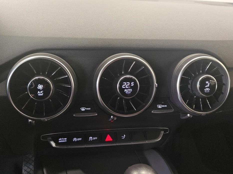 AUDI TT 2015