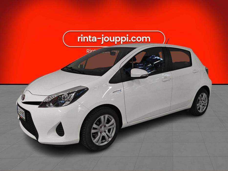 TOYOTA Yaris 2013