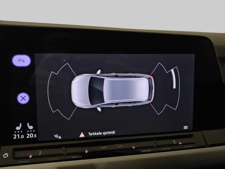 VOLKSWAGEN Golf 2024