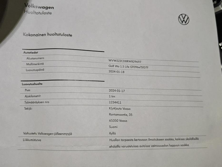 VOLKSWAGEN Golf 2024