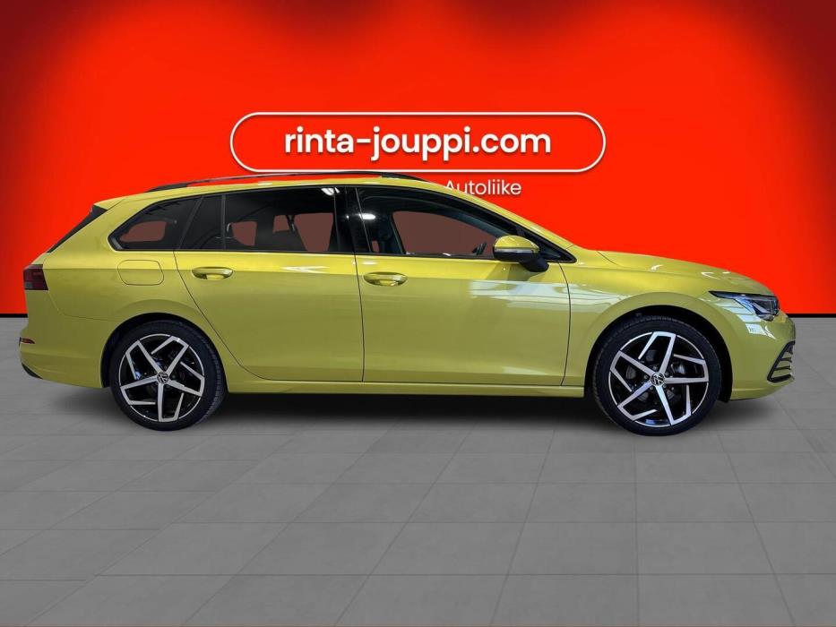 VOLKSWAGEN Golf 2024