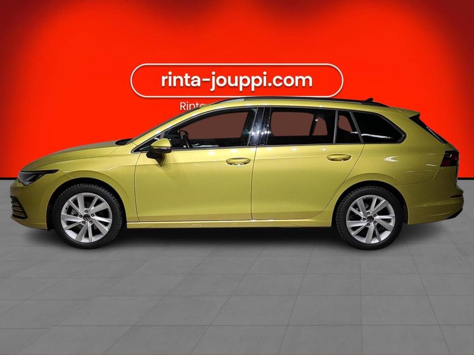 VOLKSWAGEN Golf 2024