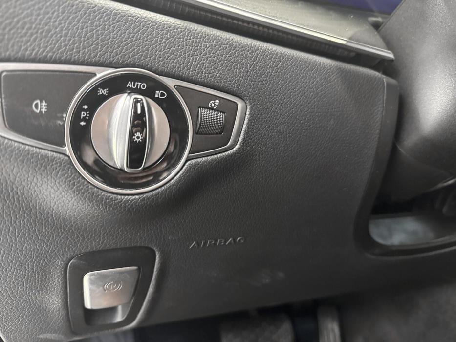 MERCEDES-BENZ E 2021