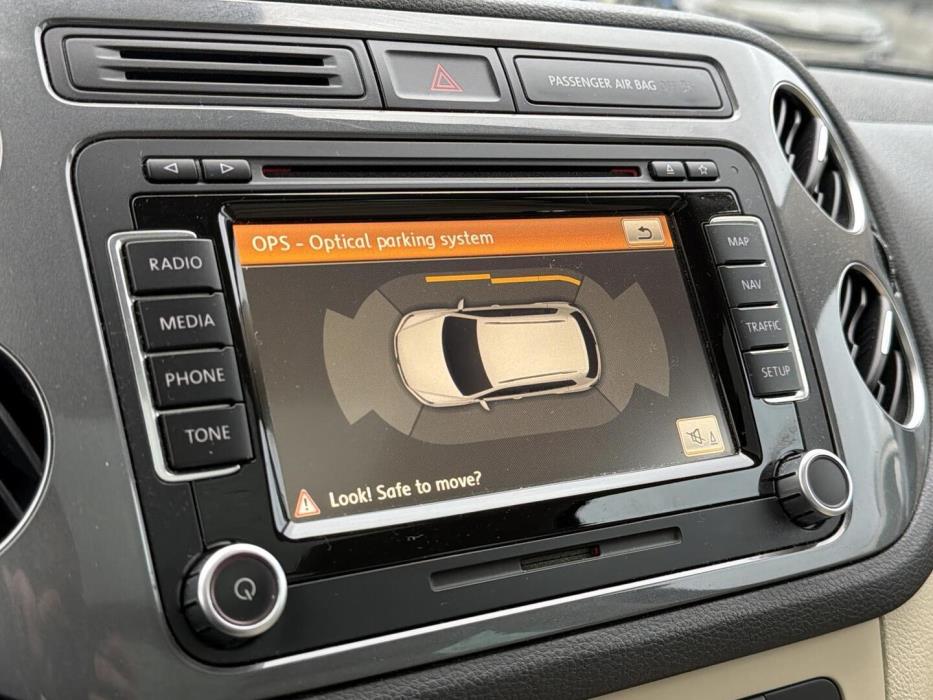 VOLKSWAGEN TIGUAN 2012