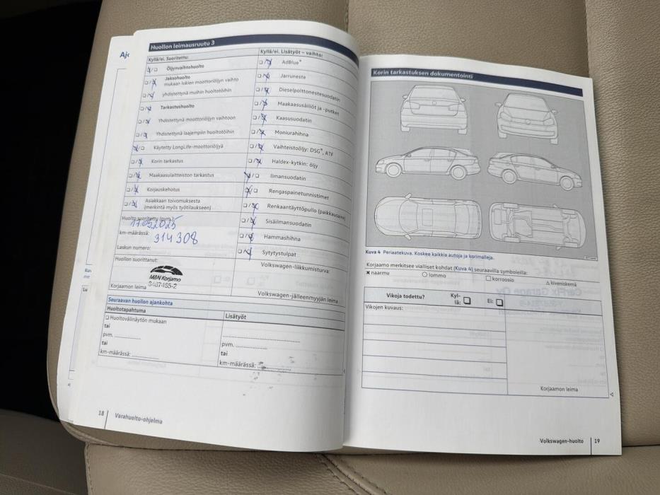 VOLKSWAGEN TIGUAN 2012