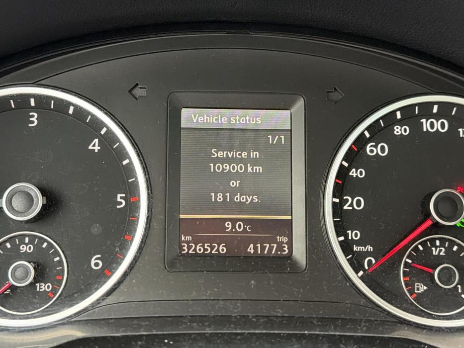 VOLKSWAGEN TIGUAN 2012