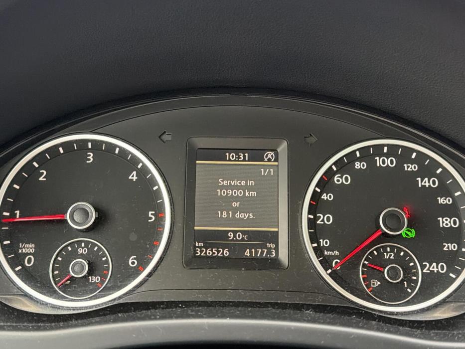 VOLKSWAGEN TIGUAN 2012