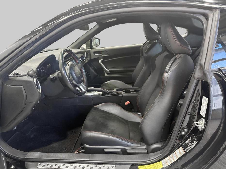 TOYOTA GT86 2016