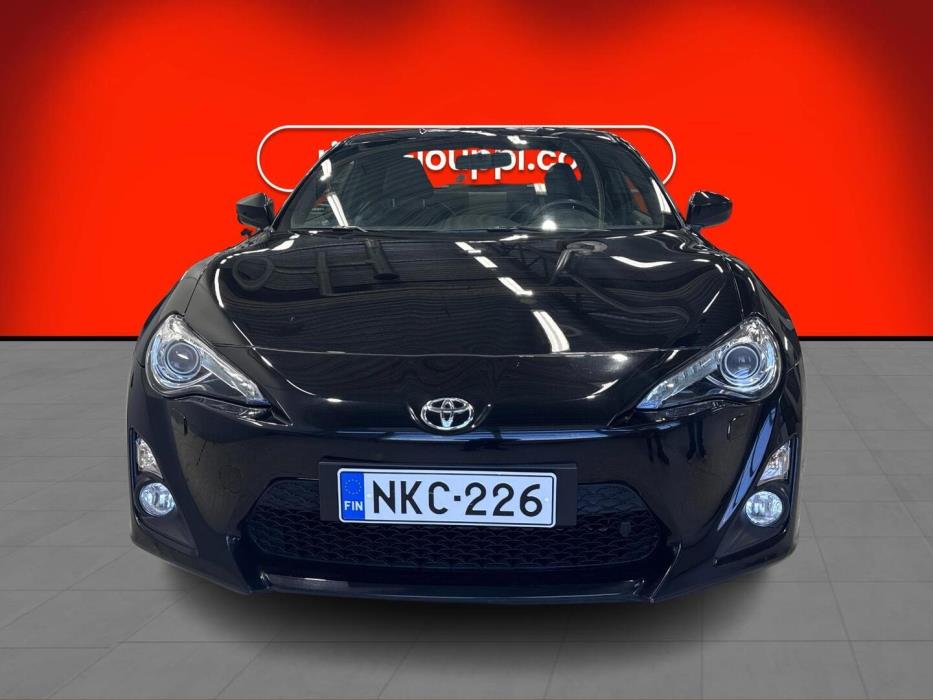 TOYOTA GT86 2016