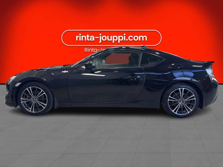 TOYOTA GT86 2016