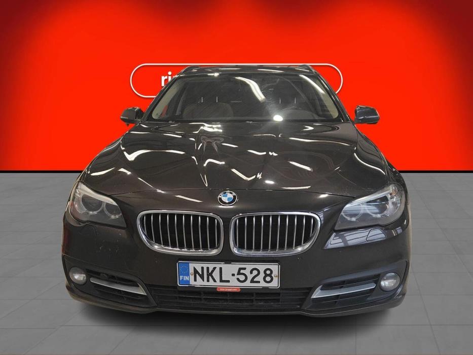 BMW 520 2016