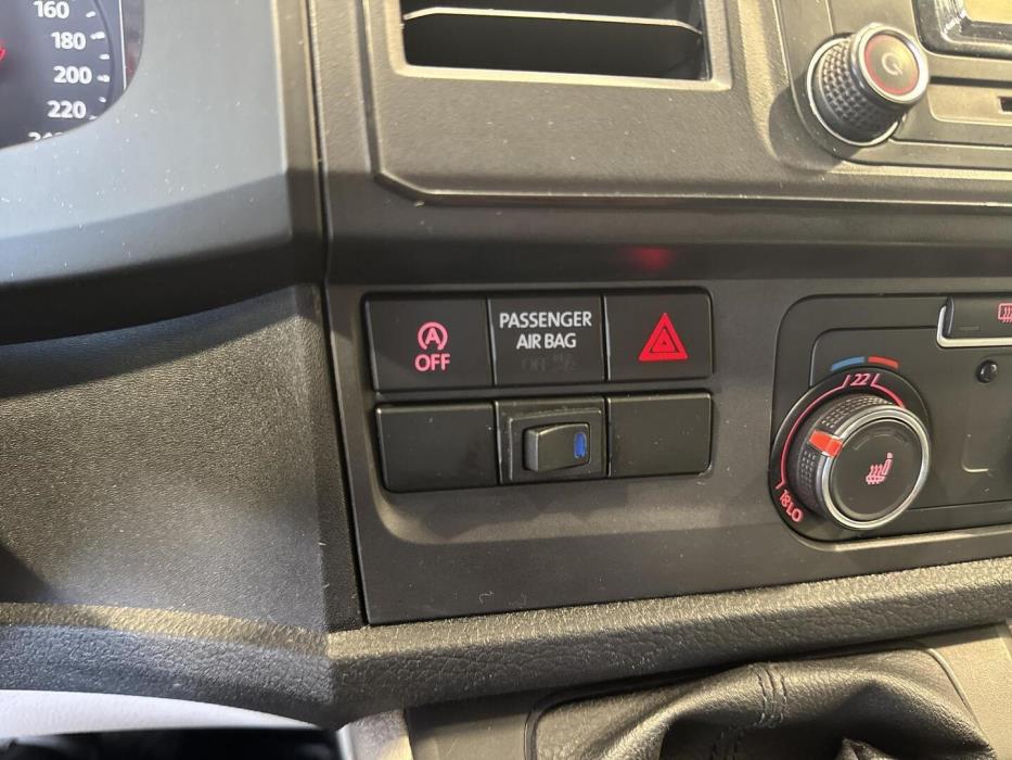 VOLKSWAGEN Transporter 2018