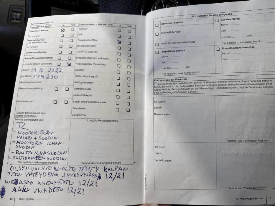 VOLKSWAGEN Passat 2012