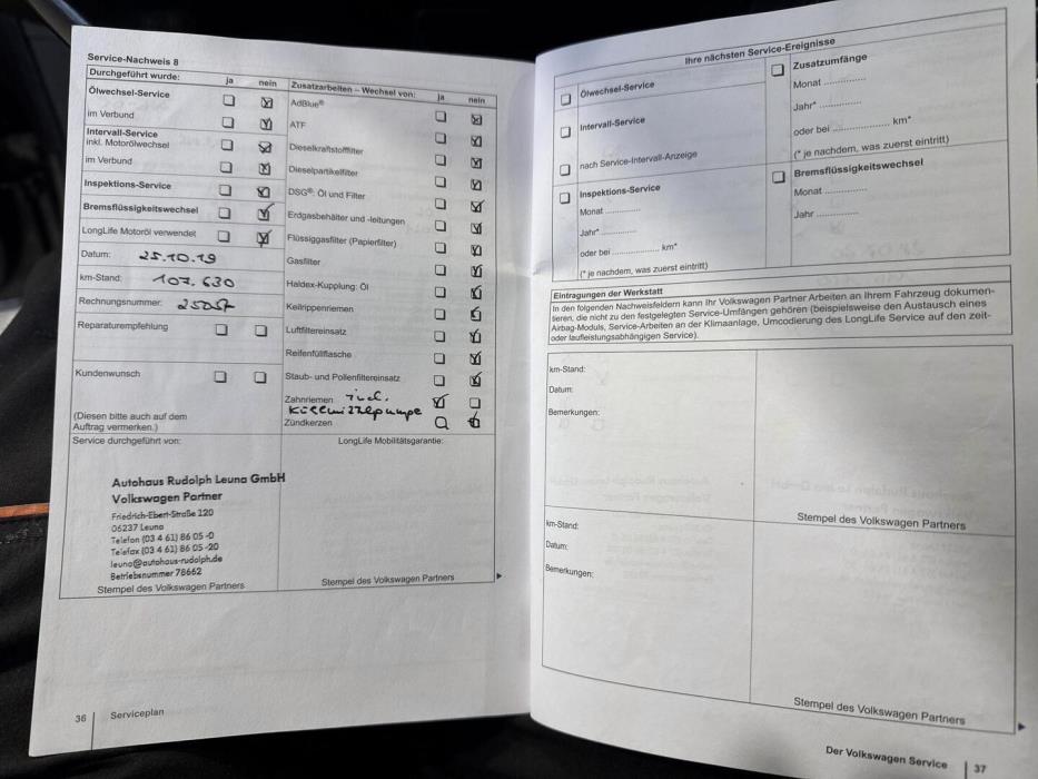 VOLKSWAGEN Passat 2012