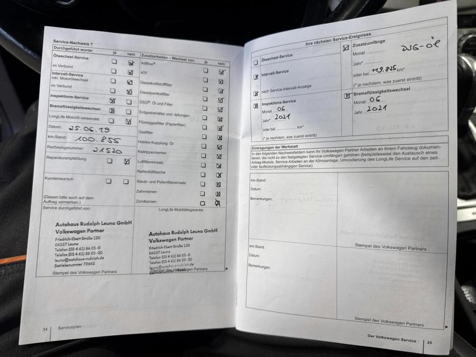 VOLKSWAGEN Passat 2012