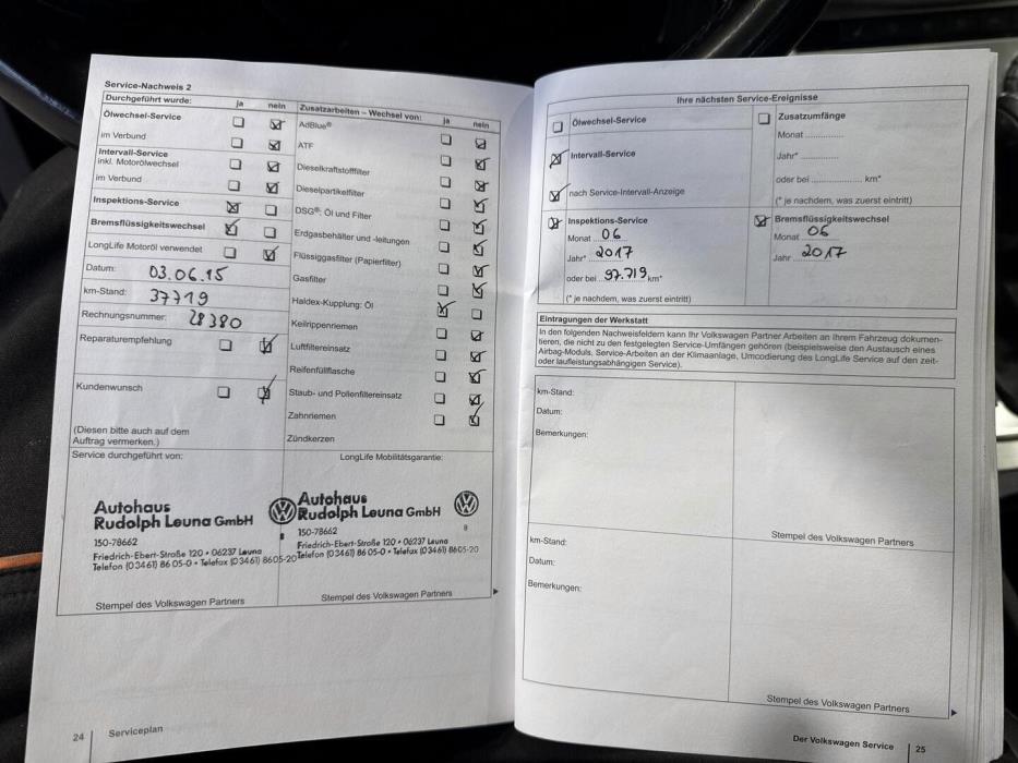 VOLKSWAGEN Passat 2012