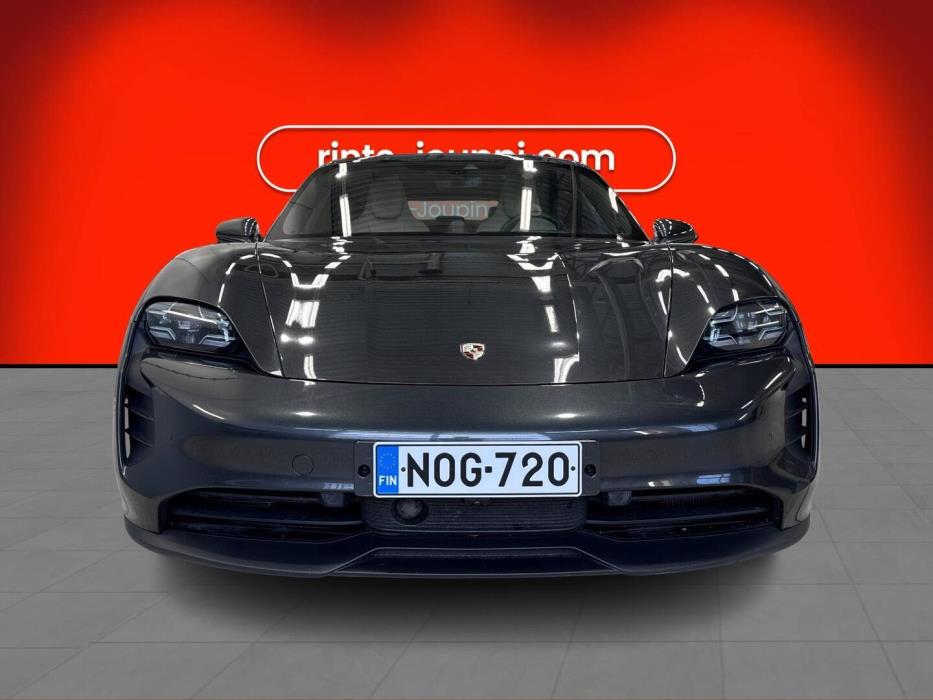 PORSCHE Taycan 2020