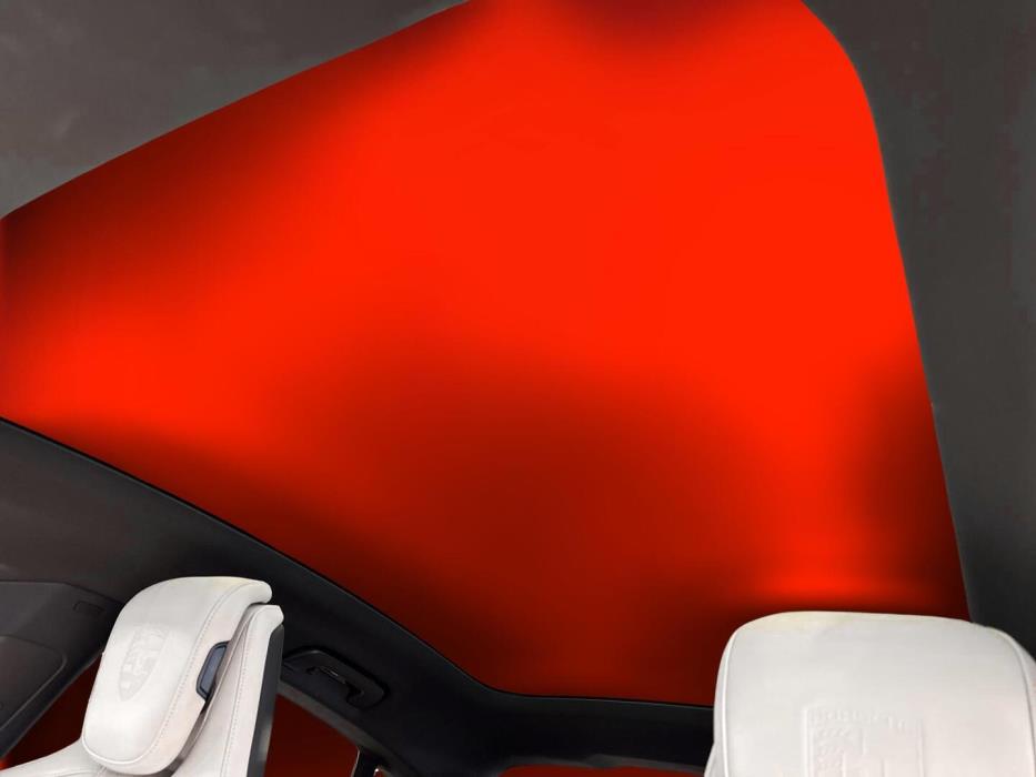 PORSCHE Taycan 2020