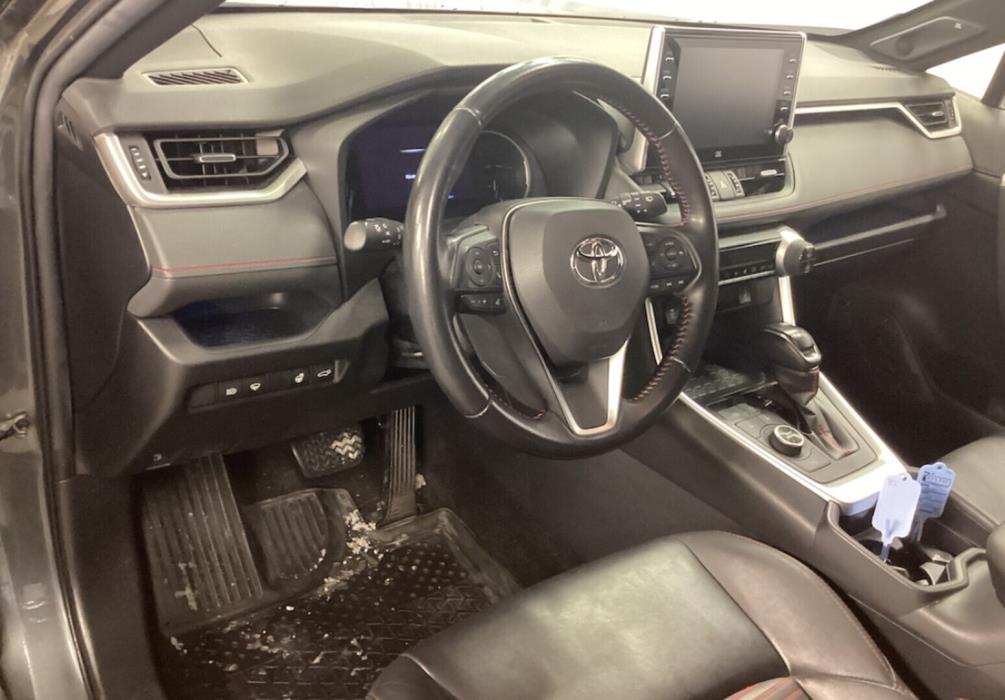 TOYOTA RAV4 PLUG-IN 2021