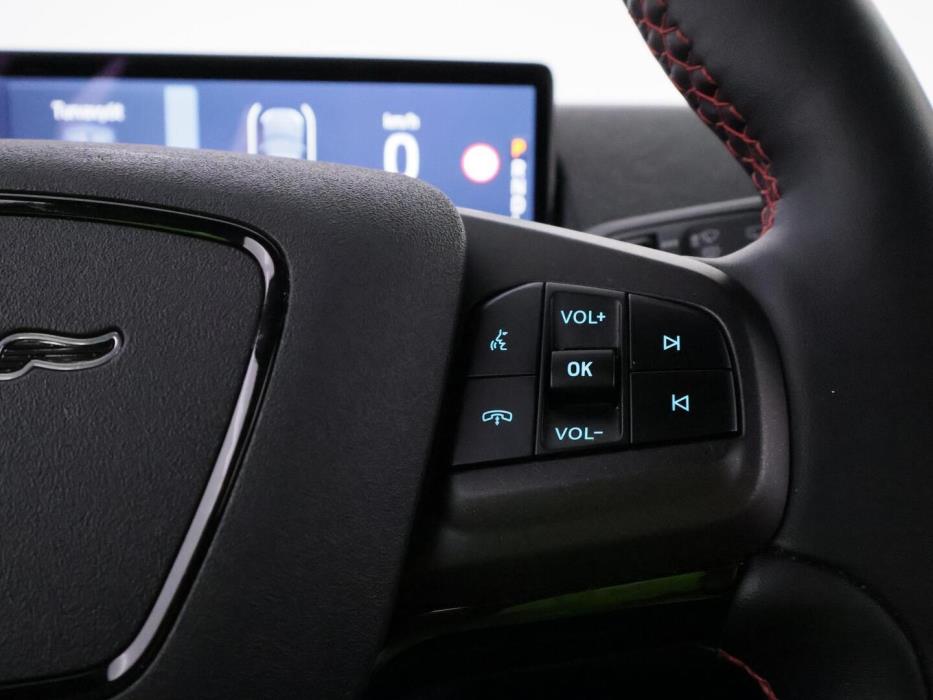 FORD MUSTANG MACH-E 2022