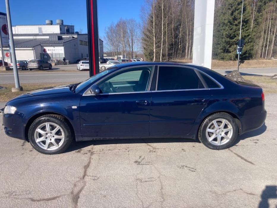 AUDI A4 2005