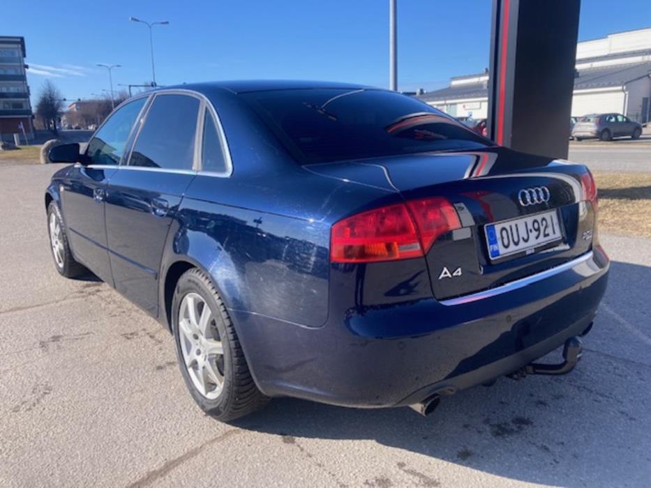 AUDI A4 2005