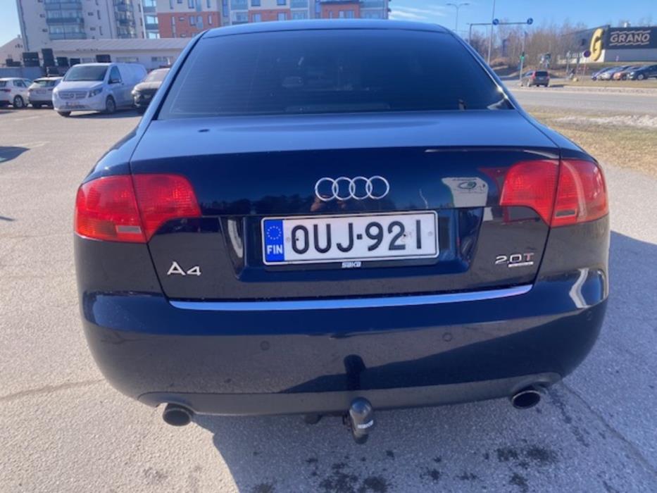 AUDI A4 2005