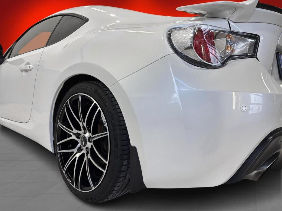 TOYOTA GT86 2013