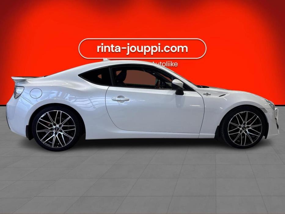 TOYOTA GT86 2013