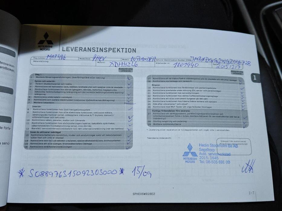 MITSUBISHI Outlander PHEV 2016